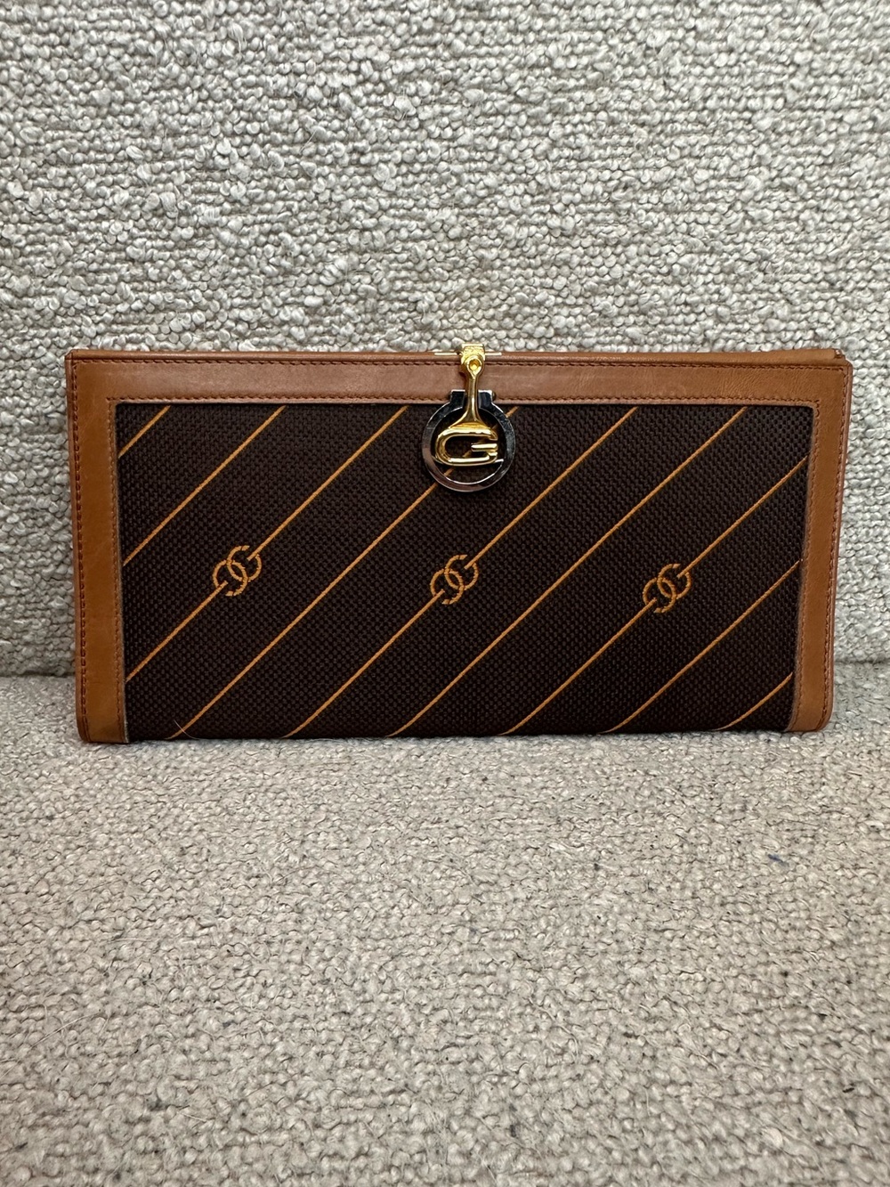 Vintage Gucci “Shooting Star” GG Long Wallet Collector's Piece ✨🤎